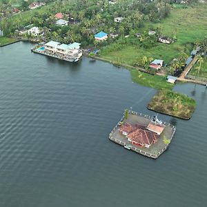 Double Room Lake View